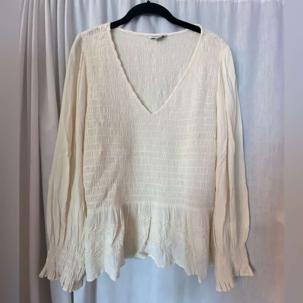 American Eagle Cream Smocked Blouse Size Woman’s XXL